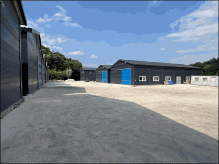 【 본 건 전 경 】