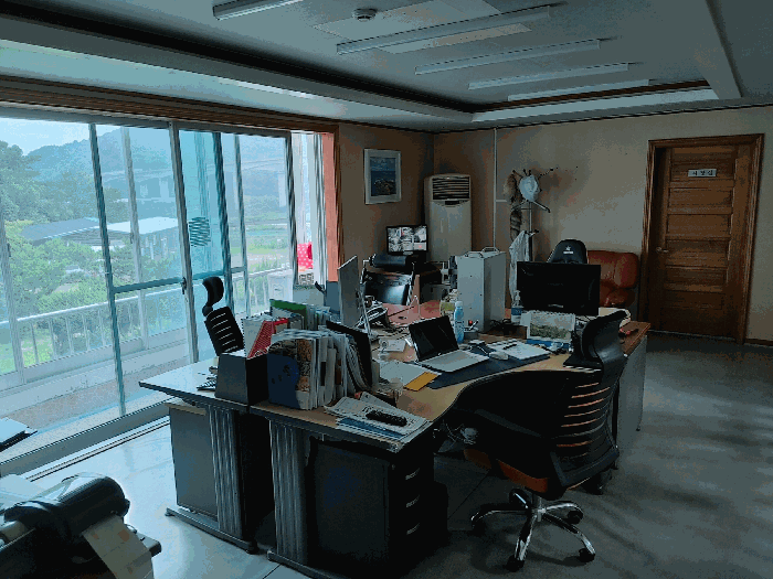 【 본 건 전 경 : 기호 ⑥ 】