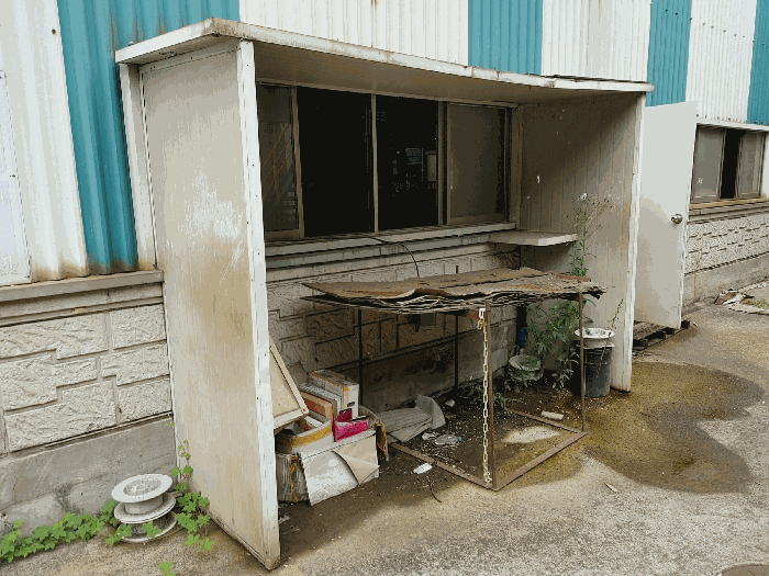 【 제시외 건물 : 기호 ㉠ 】