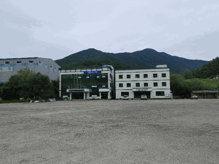 【 본 건 전 경 : 기호 ① 】