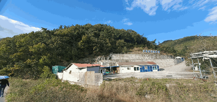 【 본건 전경 】