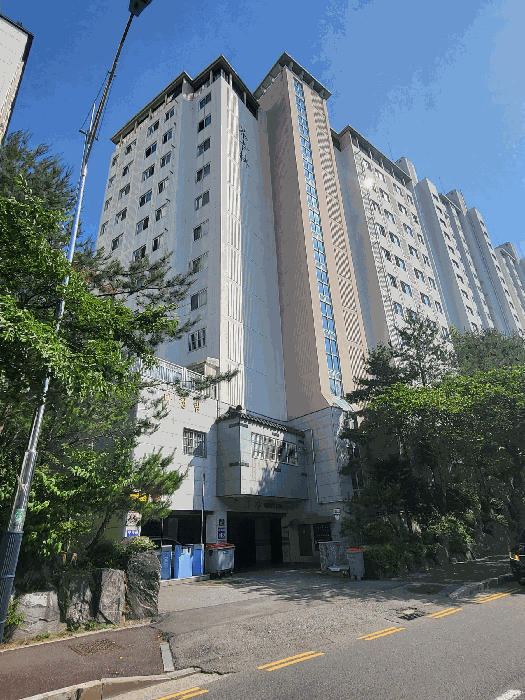 본건 건물 전경