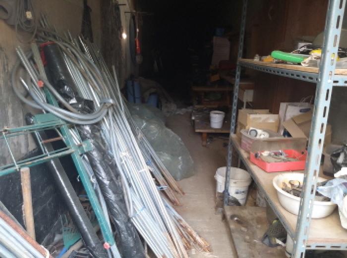 * 본건 목적물 1. 지상 창고 내부 전경