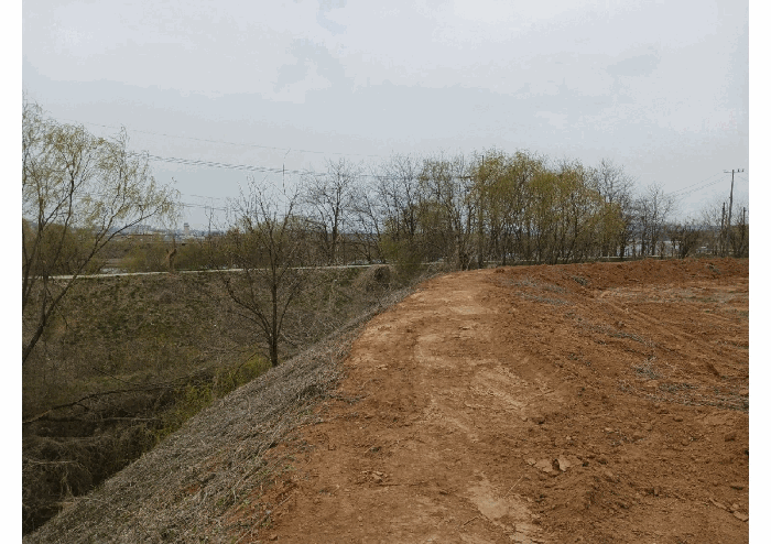 기호9 법면 경사지 상단부