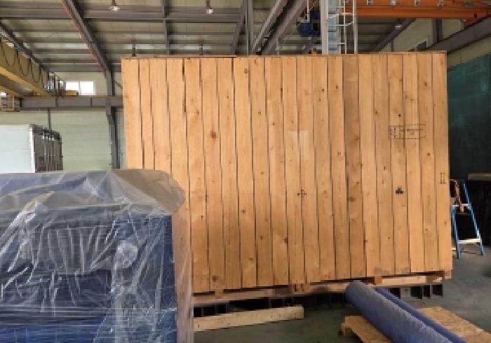 공장 내부 전경