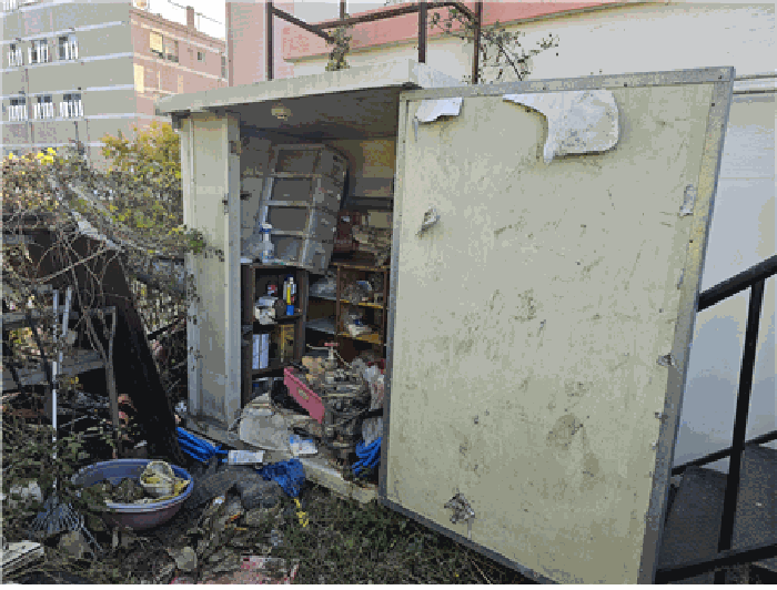 【 제시외 건물 ㄷ) 】