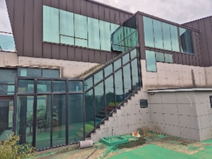 - 제시외 건물(ㅌ)