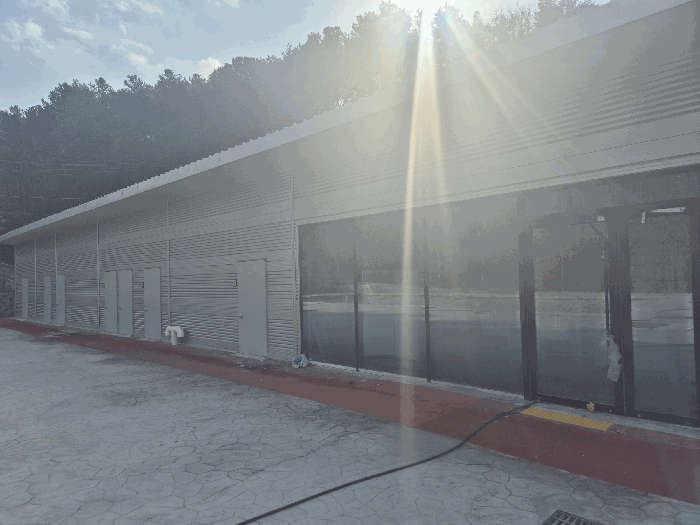 제시외건물 2동 전경