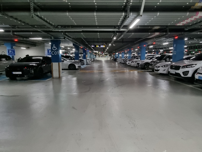 지하1층 주차장