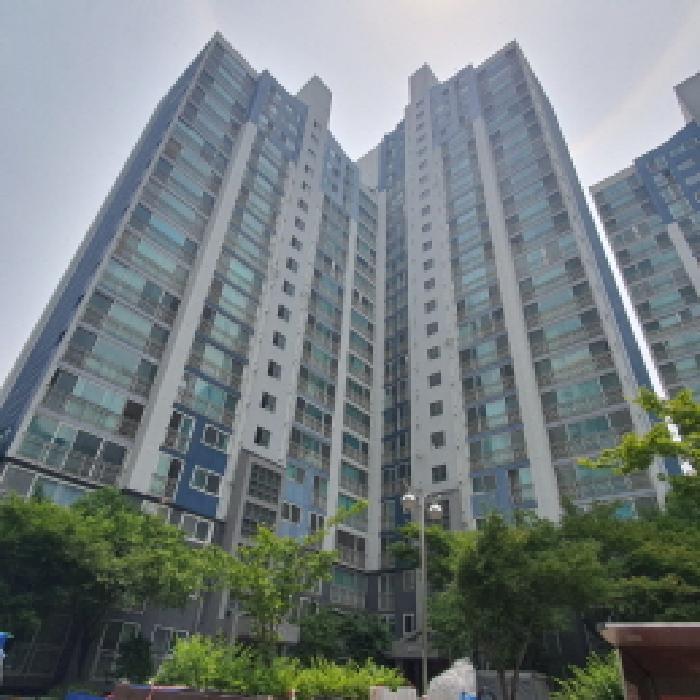 402동 전면 전경 