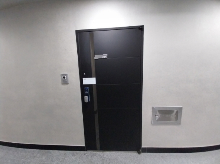 304호 호실 입구