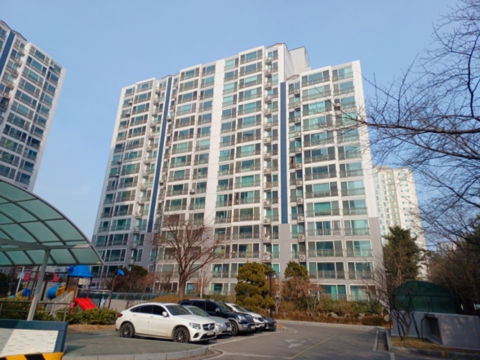 본건 101동 남서측 전경