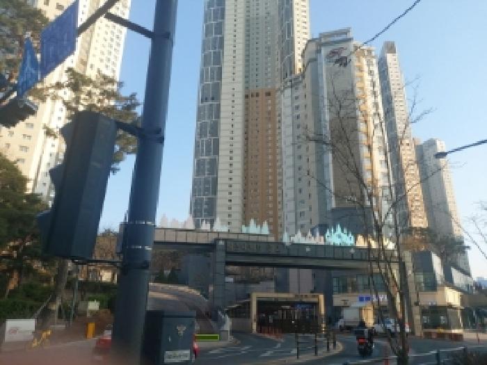 건물 전체 전경