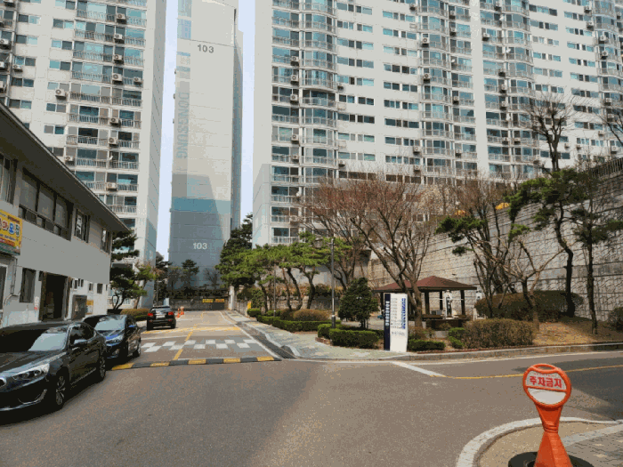 동성1차아파트 단지 내부