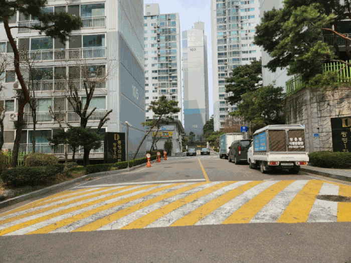 동성1차아파트 단지 입구