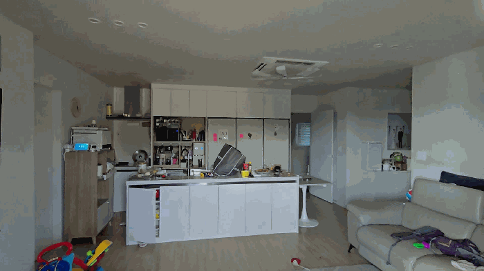 기호 5 건물 내부