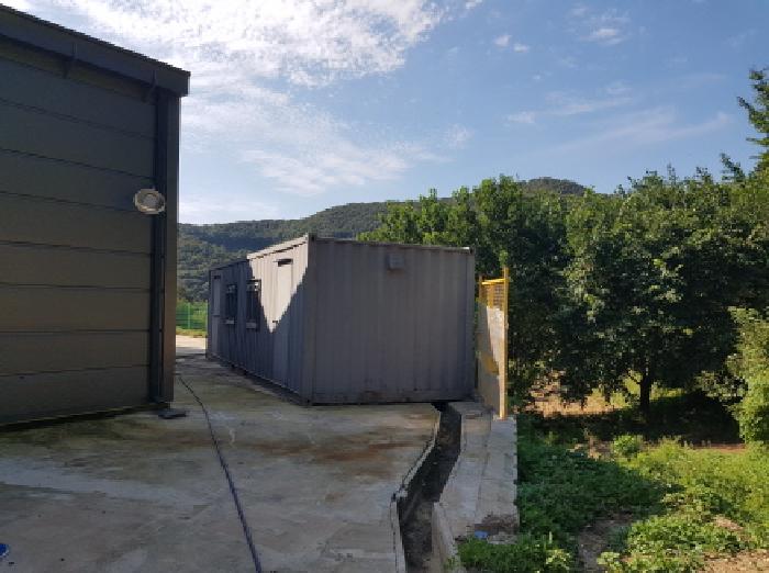 목록4 지상에 소재하는 제시외 컨테이너박스 