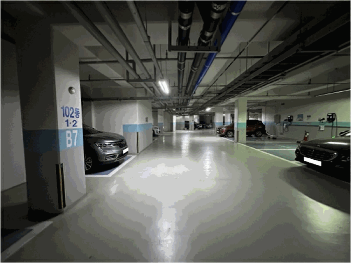 본건 단지내 지하주차장 내부 전경