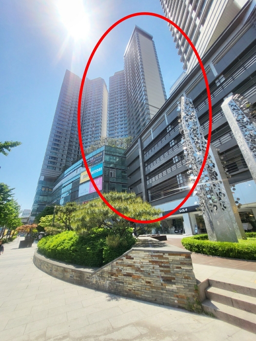 본건소재 103동 전경