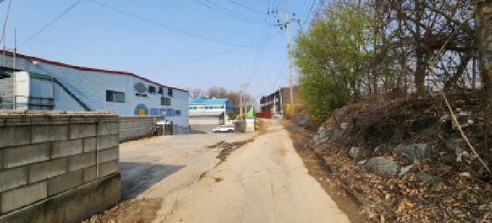 목록 부동산 진입로 전경