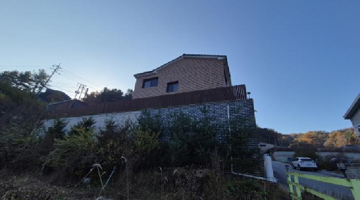 목록1. 토지 및 목록2. 2층 단독주택 전경