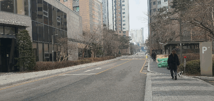 본건이 소재한 건물 주위 전경②