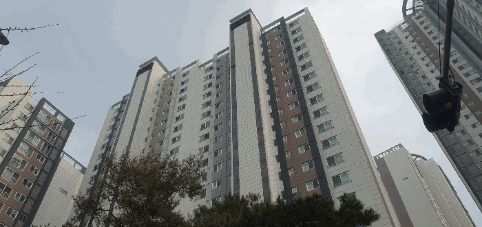 본건이 소재한 건물 전경②