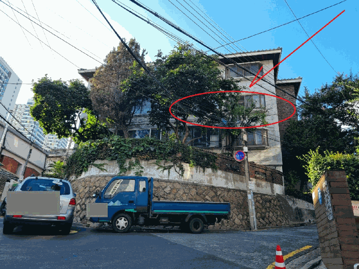 (통칭)한창주택 및 본건전경(남측에서 촬영)