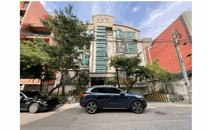 본건 소재 건물 남측에서 촬영