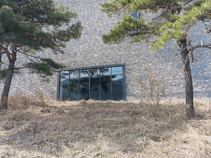 제시외건물 ㉠ 외부 근경