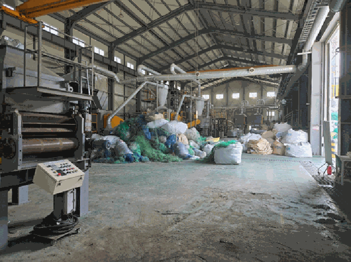 [기호(나): 공장 내부]