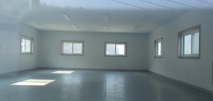 기호 8 제시 건물 부속 2층공장 사무실(다동)중 2층전경