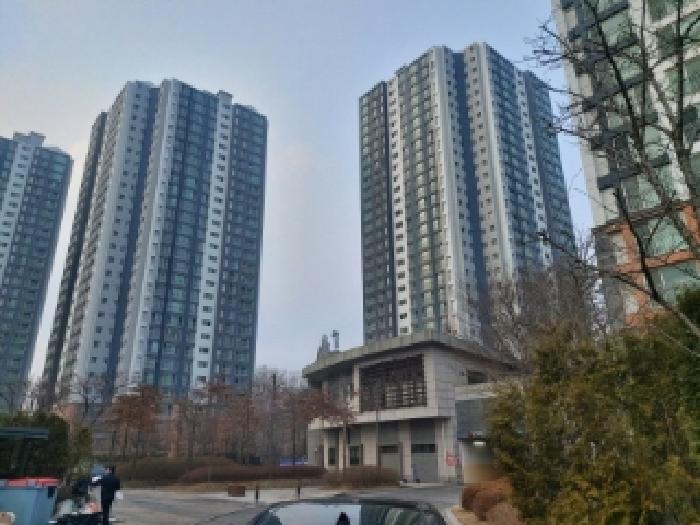건물 전체 전경