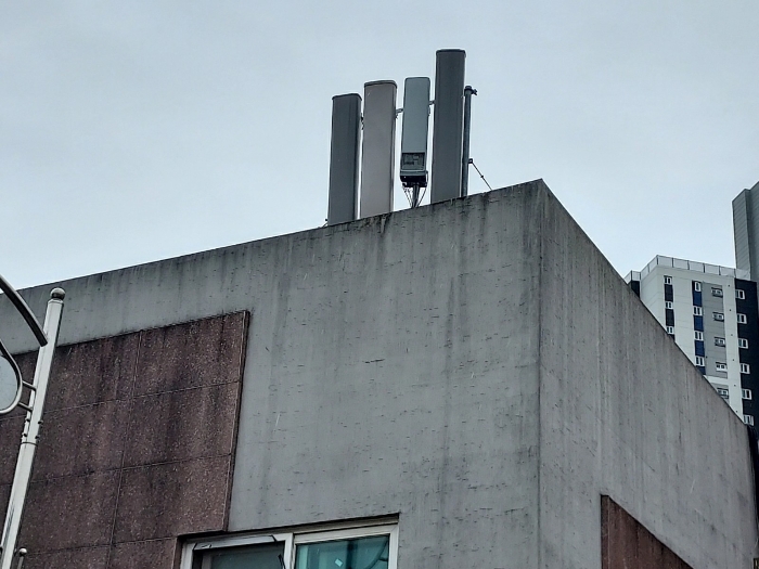 옥상 안테나 시