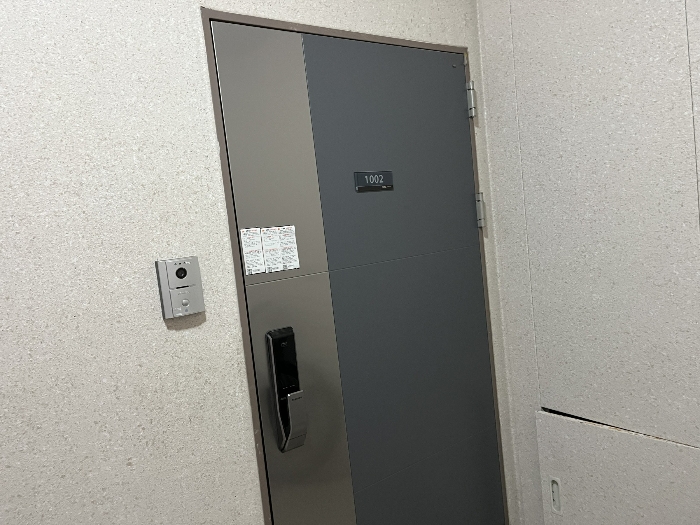 본건 현관 전경