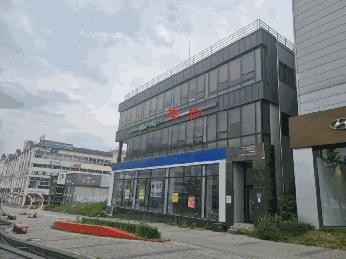 [전경 - 북측에서 촬영]