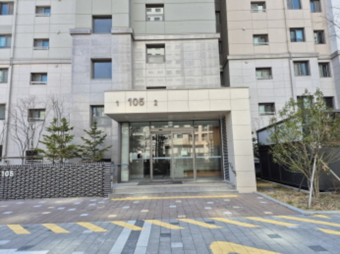 공동출입구 부분