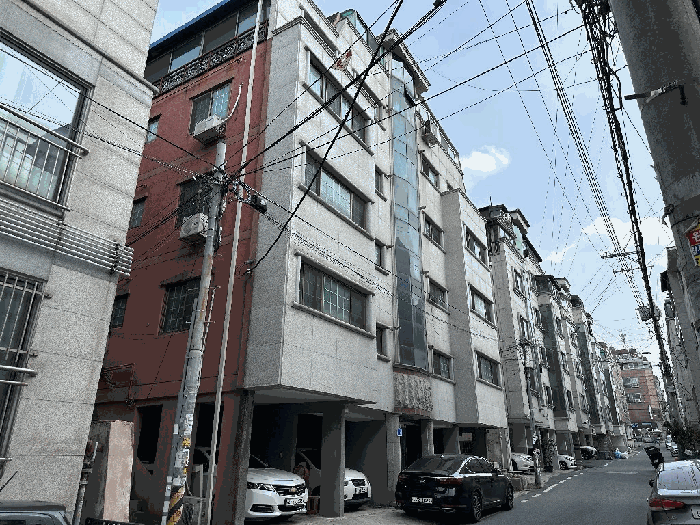 본 건 전 경