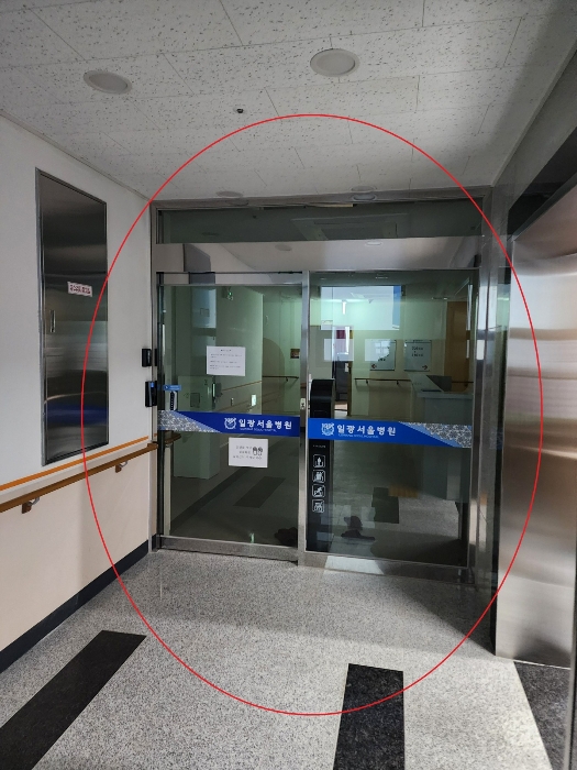 7층 출입구