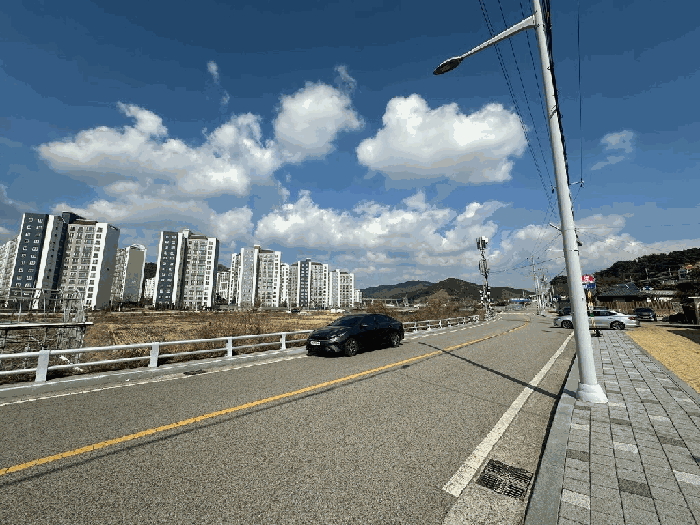 본건 전경 - 남동측 인근