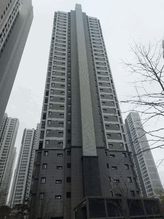 본건 건물동 전경