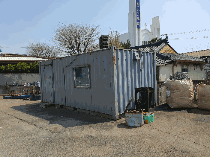 [제시외 건물 : 일련번호 (ㅁ)]