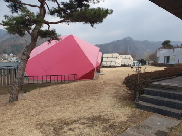 목록4 및 지상 구조물