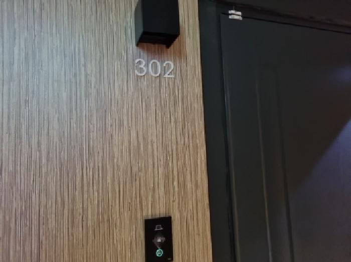 3층 302호