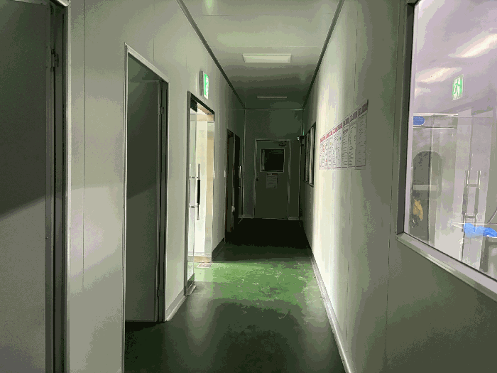 본건(2) 건물 내부