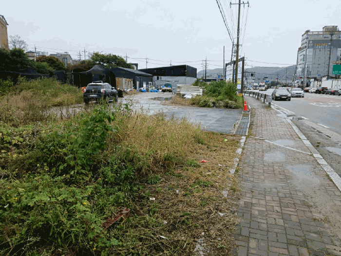 대상부동산 및 주변도로 전경