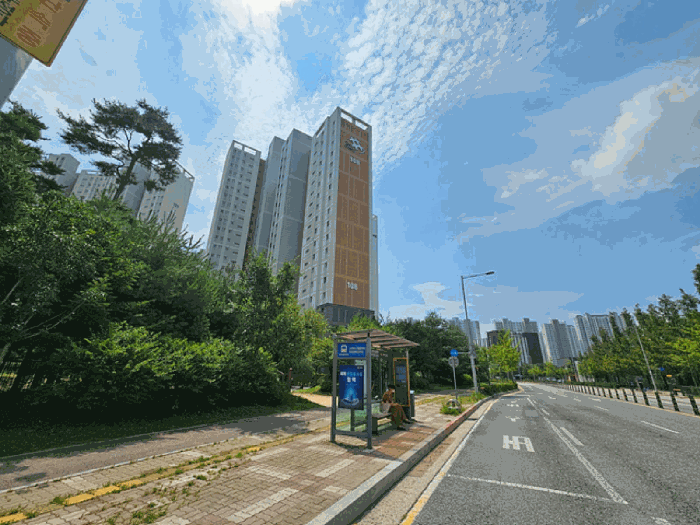 주 위 전 경