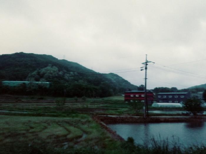 * 본건 전경