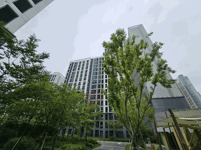 <본건 전경>‘><br /><img src=