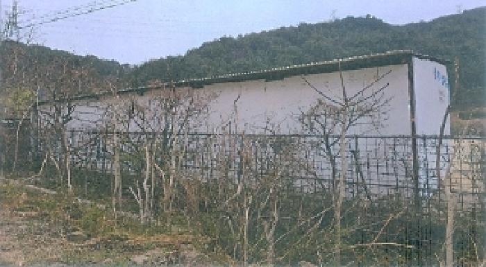 기호2번 지상 위 건물